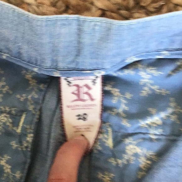 Pristine Ralph Lauren size 28 shorts - Picture 4 of 5